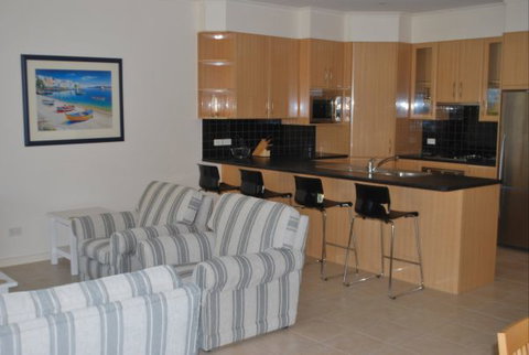5 Nautilus At Port Elliot - Northern Rivers Accommodation 3